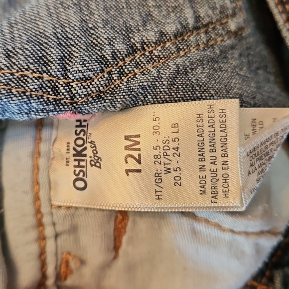 OshKosh Short Bibs with Embroidered Hearts - Picture 7 of 7